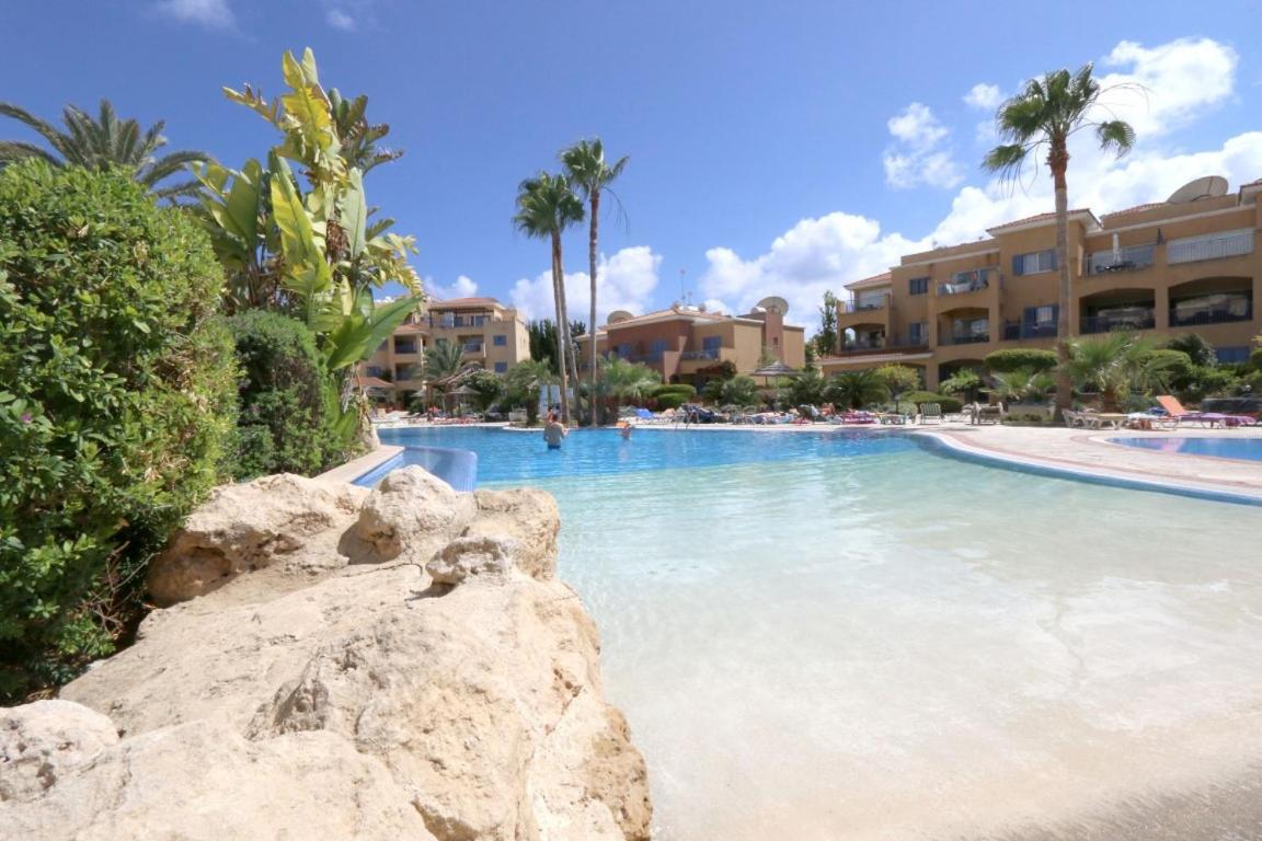Victor * Paphos