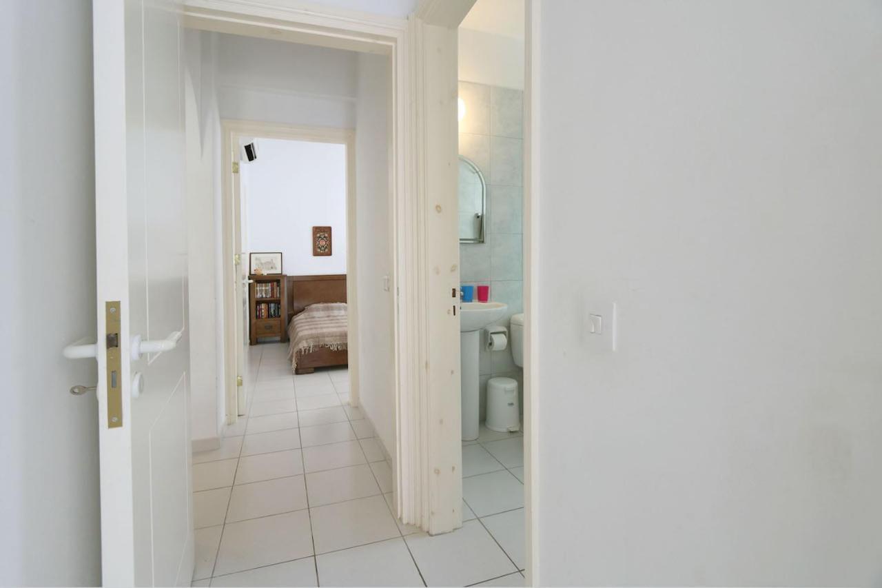 Victor Apartment