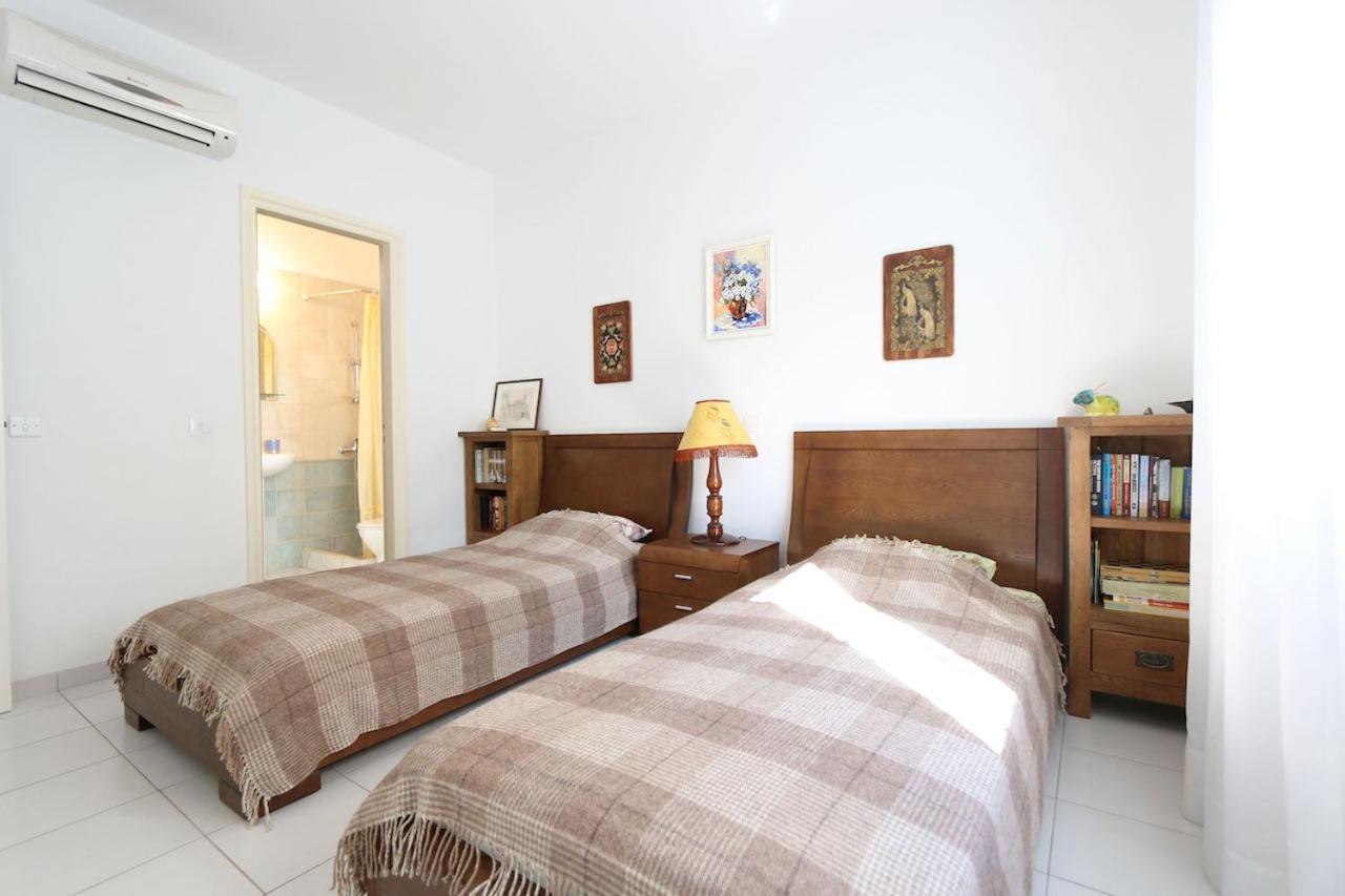 Victor Apartment *